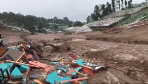 Longsor di Kaki Gunung Burangrang, Puluhan Rumah di Bandung Barat Tertimbun