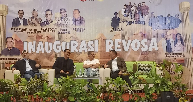 Inaugurasi REVOSA 2025, Ruang Pembentukan Nalar Kritis Mahasiswa Menuju Indonesia 2045