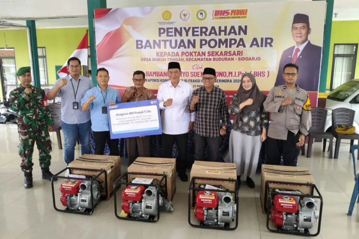 Bambang Haryo Dorong Panen Tiga Kali Setahun, Serahkan Pompa Air untuk Petani Sidoarjo