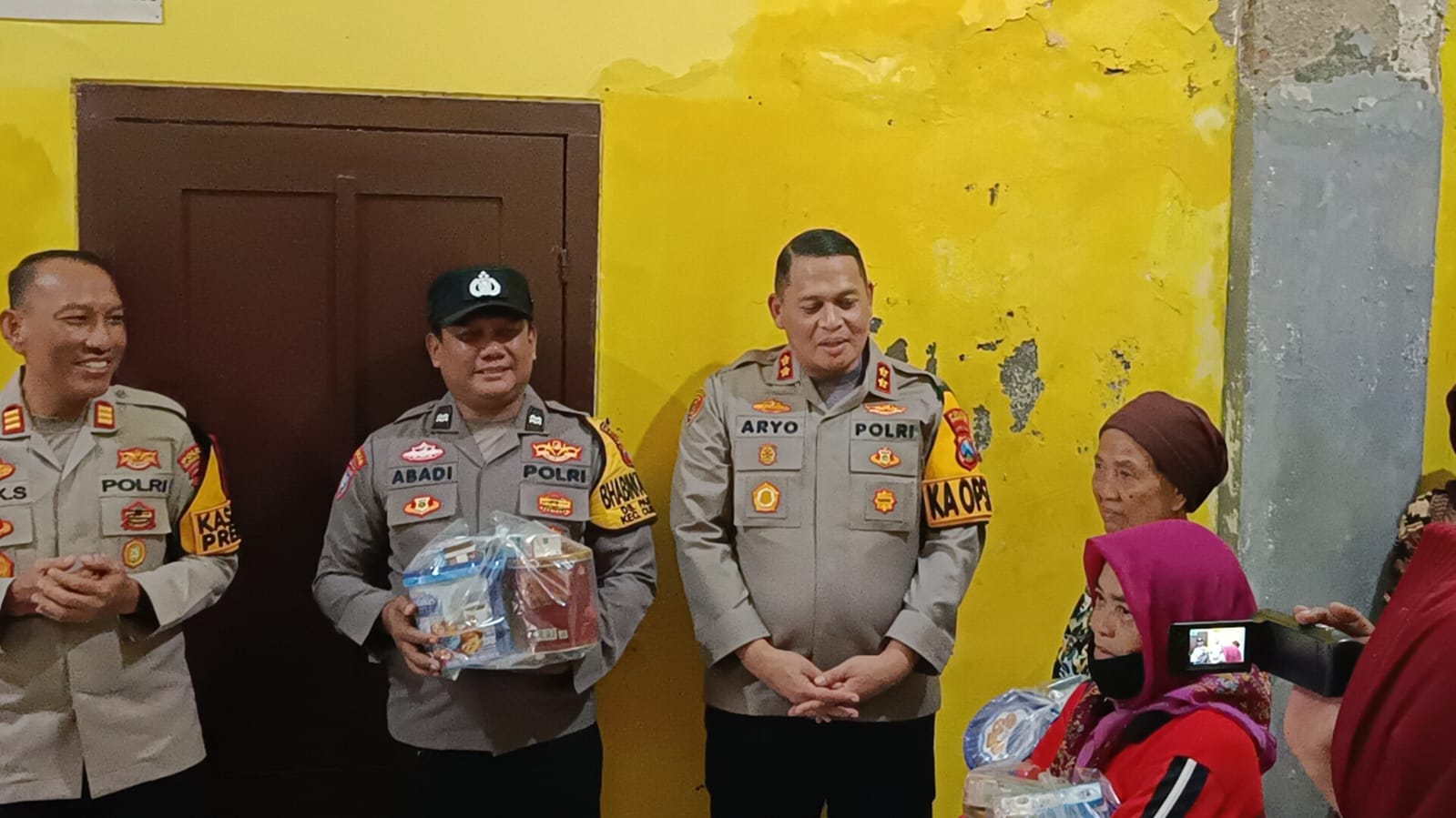 Kepedulian Kapolres Bondowoso Terhadap Panti Jompo