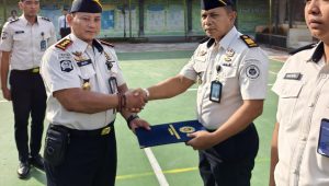 Apresiasi Dedikasi, Rutan Bangkalan Gelar Apel Pagi dan Penyematan Kenaikan Pangkat Empat Pegawai
