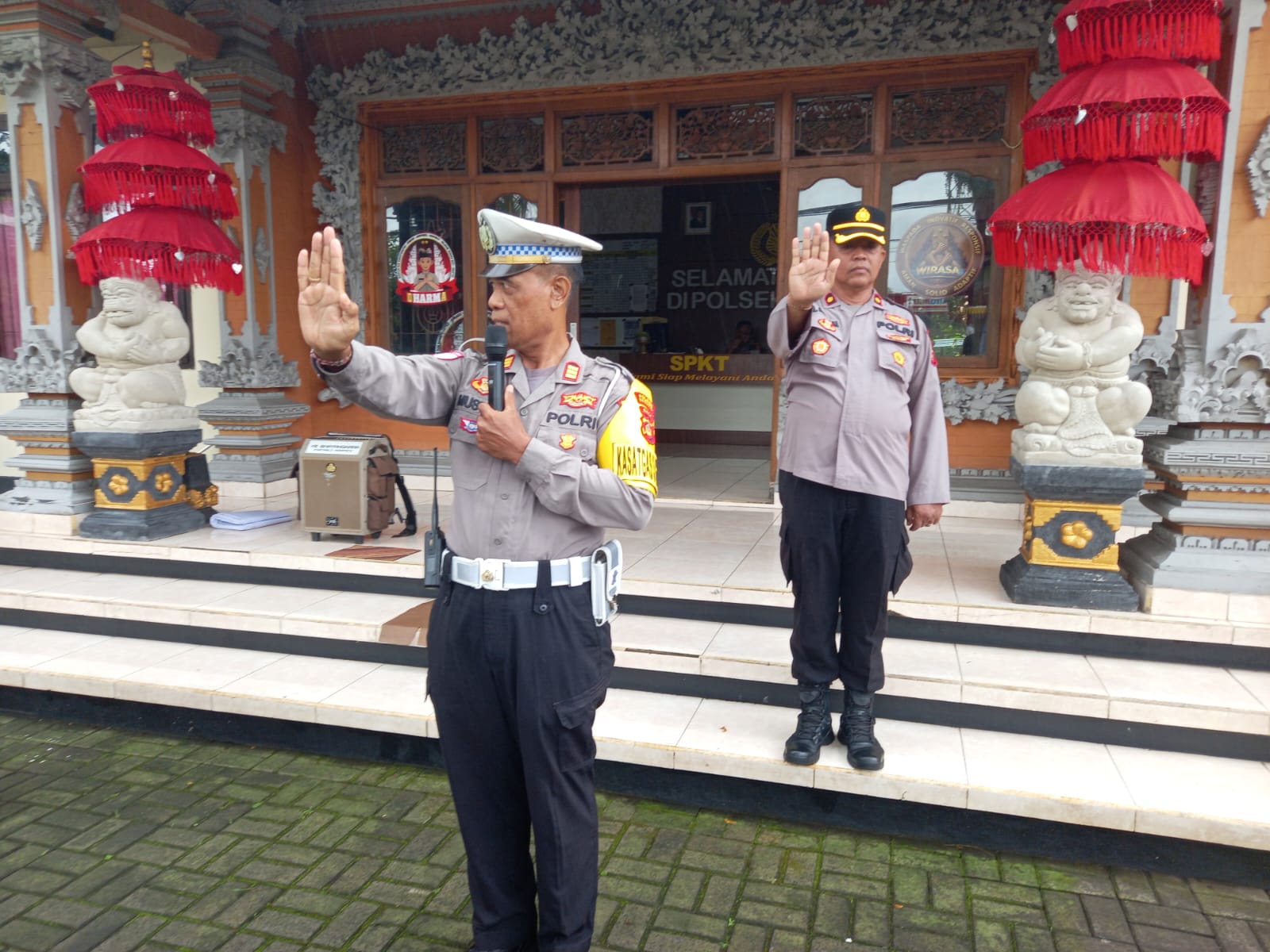 Tingkatkan Profesionalisme Anggota, Polsek Mengwi Laksanakan Latihan Pengaturan Lalu Lintas