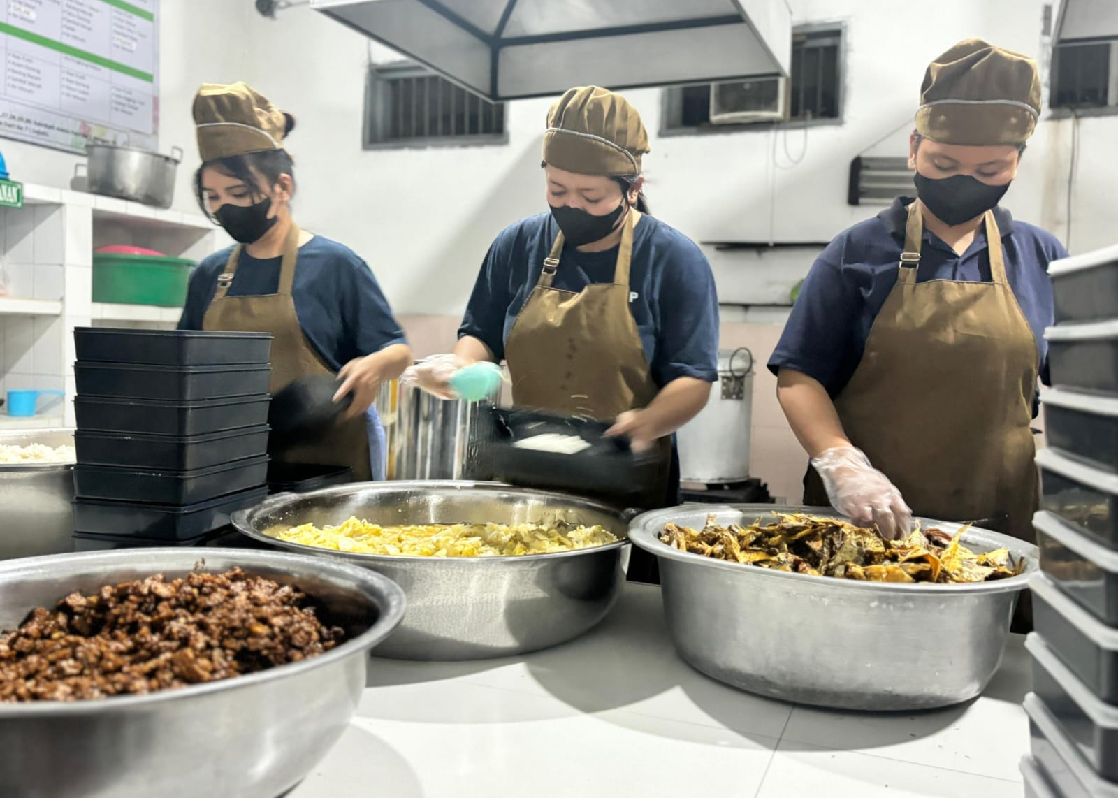Pembagian Sahur Warga Binaan LPP Malang Berjalan Tertib, Higienis, dan Sesuai SOP