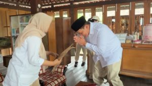 Kunjungi Rumah Almarhum Prof Suhardi, Bambang Haryo Terima Pesan Perjuangan dan Konsolidasi Politik