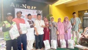 Tarhib Ramadan di Bojongsoang, BAZNAS Jabar Bagikan Sembako dan Dana Pembinaan