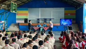 Kolaborasi PLN Icon Plus dan PLN Group Jatim Dukung Edukasi Industri di SMK PGRI 3 Malang