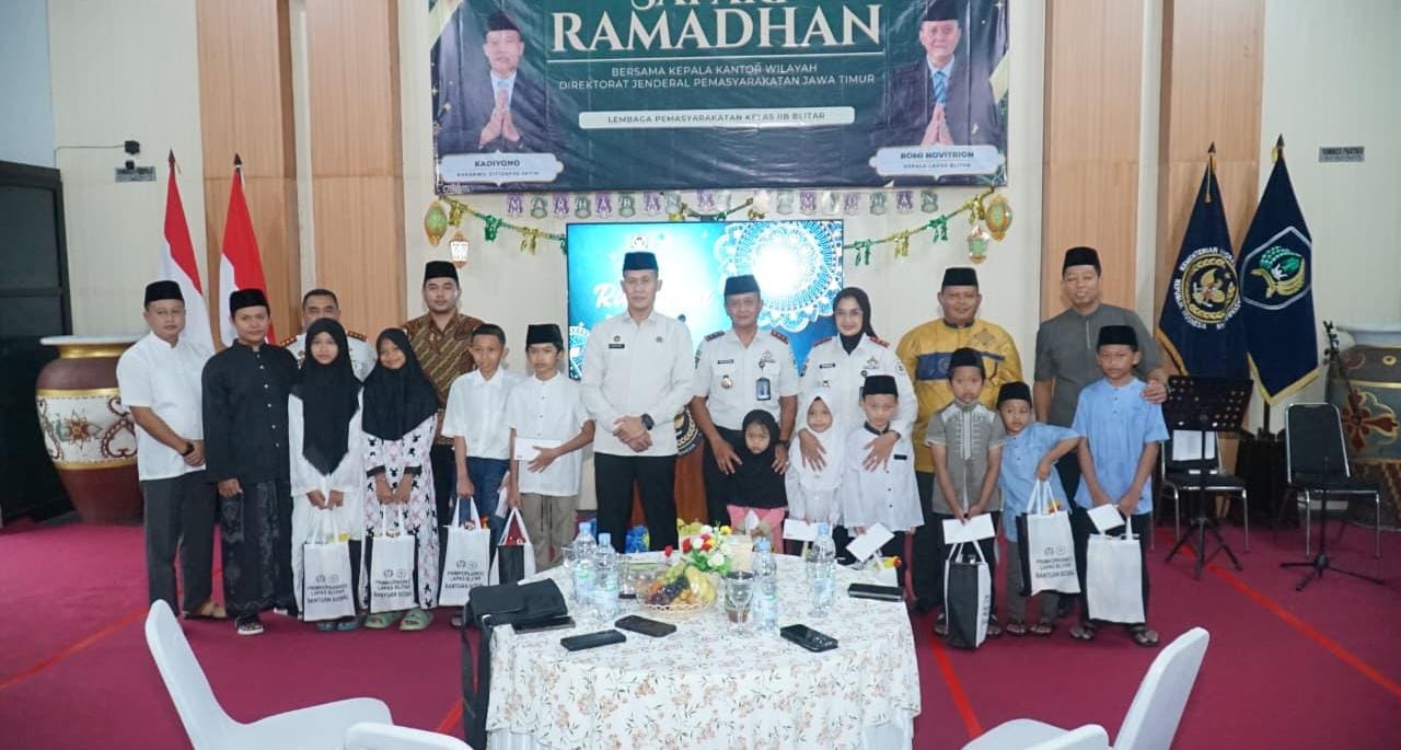 Melalui Safari Ramadan di Lapas Blitar, Kakanwil Ditjenpas Jatim Gaungkan Nilai Kebermanfaatan dan Kepedulian Sosial