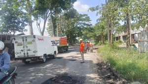 PUPR Tulungagung Gerak Cepat Tambal Jalan Cuwiri Karangrejo