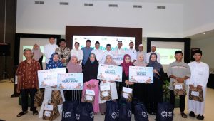 Sambut Idulfitri, PLN Group Berbagi Santunan untuk Anak Yatim hingga Santri di Banggai