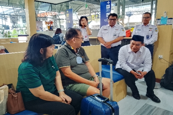 BHS Tinjau Kesiapan Angkutan Laut Lebaran di Pelabuhan Tanjung Perak, Standar Keselamatan Jadi Perhatian
