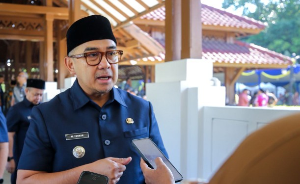 Farhan Soroti Aktivitas Tongkrongan Pelajar Usai Kasus Siswa SMAN 5 Bandung Meninggal