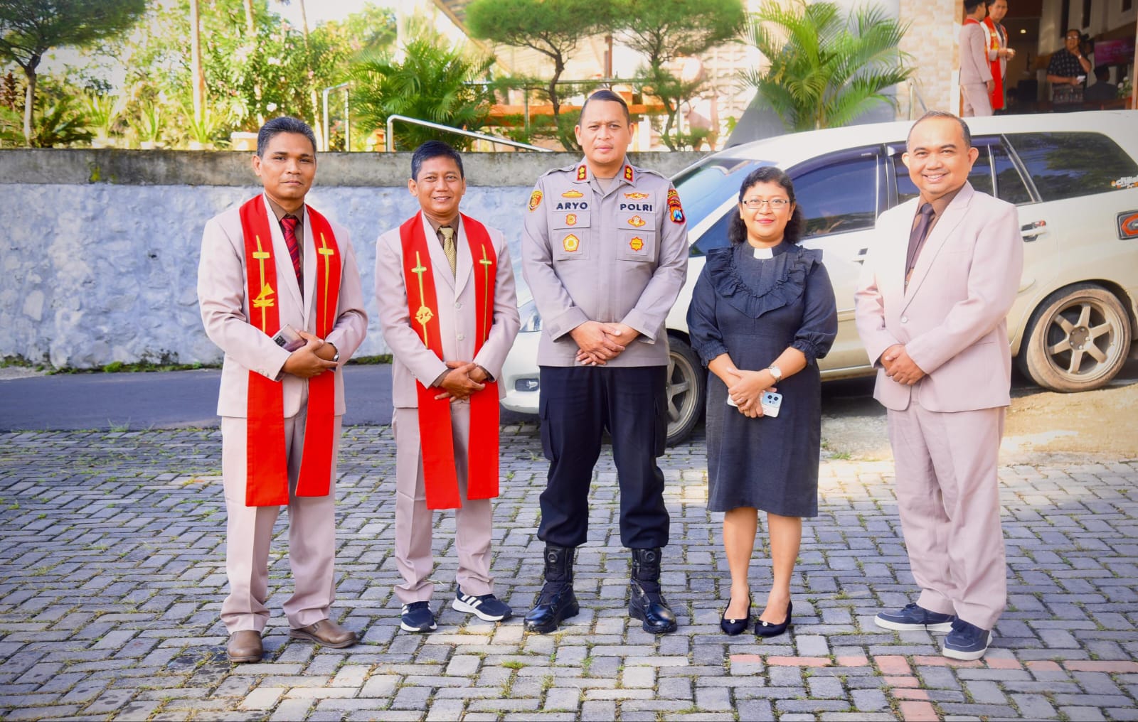Pengamanan Berlapis di GKJW Bondowoso, Kapolres Turun Langsung Pastikan Ibadah Aman dan Khidmat