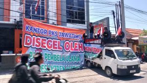 Tak Cukup Minta Maaf, AMI Tekan PKS Pecat Aboe Bakar ! Wajib Sujud Maaf ke Ulama Madura