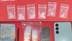 Polres Pelabuhan Tanjung Perak Amankan Tersangka Kurir Sabu di Surabaya