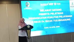 Tingkatkan Standar Layanan Publik, Plt. Bupati Tulungagung Gembleng 900 Pegawai RSUD dr. Iskak