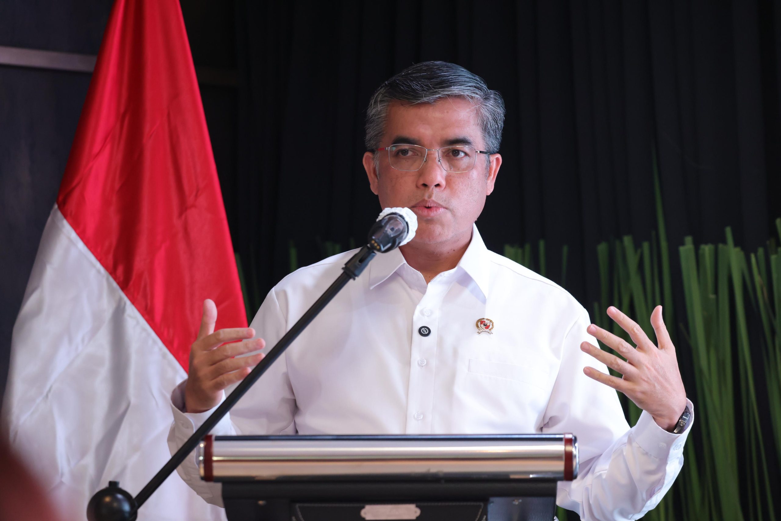 Menaker: Pemerintah Perkuat Perlindungan Pekerja melalui Regulasi Pembatasan Alih Daya