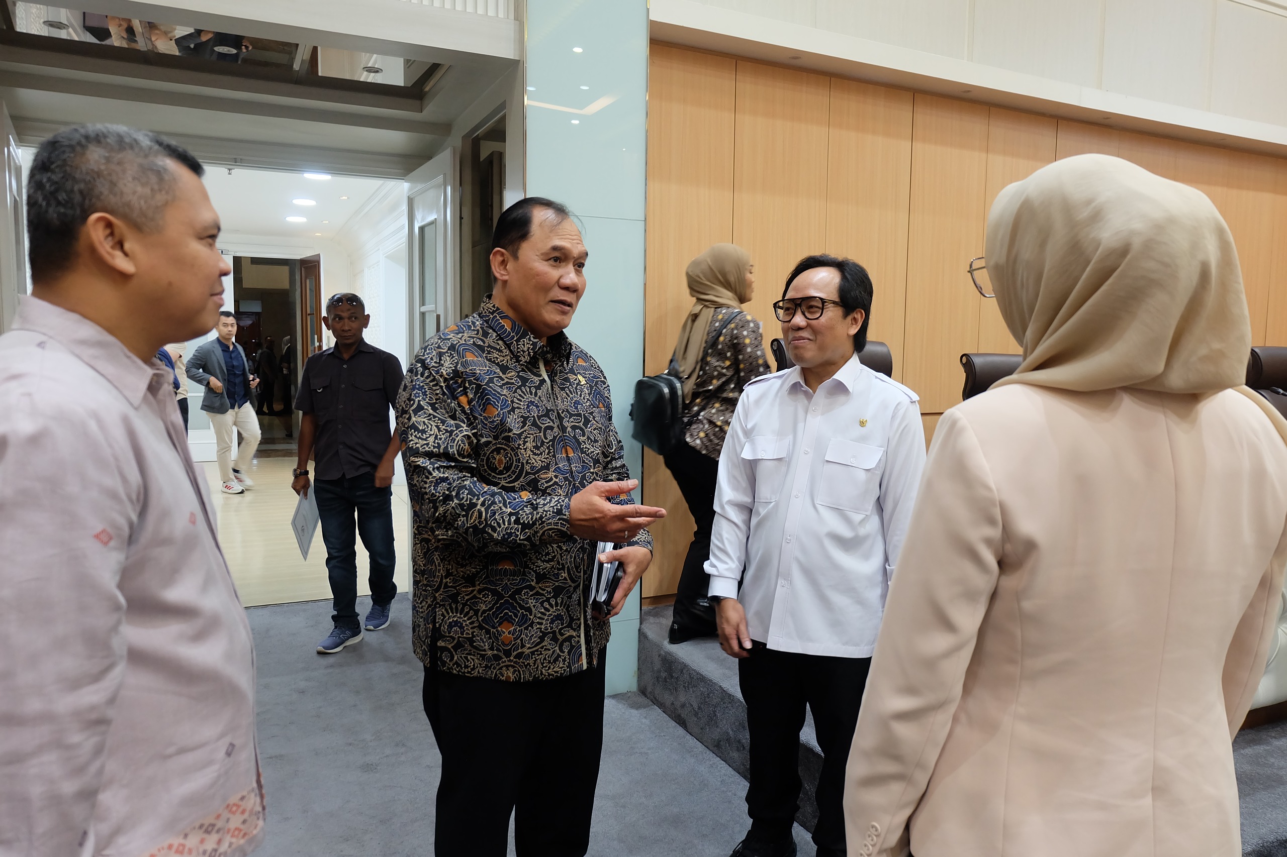 RDPU DPR Bahas Perfilman Nasional, BHS Soroti Insentif hingga Akses Terjangkau di Bioskop
