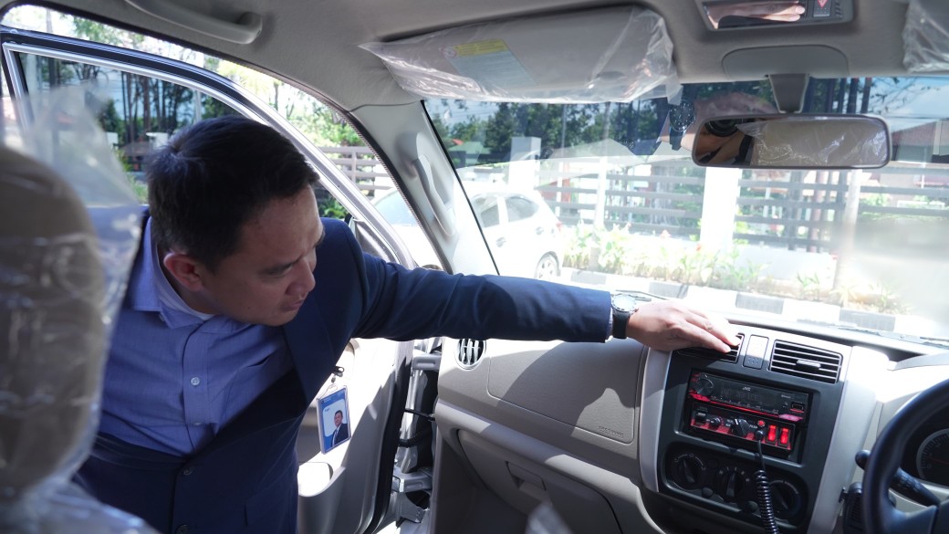 Yayasan Al Akbar di Cirebon Kini Punya Mobil Jenazah, Bantuan Datang dari BRI