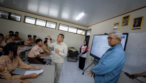 Warga Bandung Puas dengan Layanan Pendidikan, Sekolah Mulai Lebih Nyaman untuk Siswa