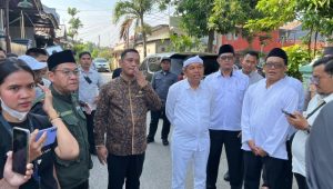 Dedi Mulyadi Datangi Keluarga Korban Kecelakaan KRL Bekasi, BAZNAS Jabar Salurkan Santunan