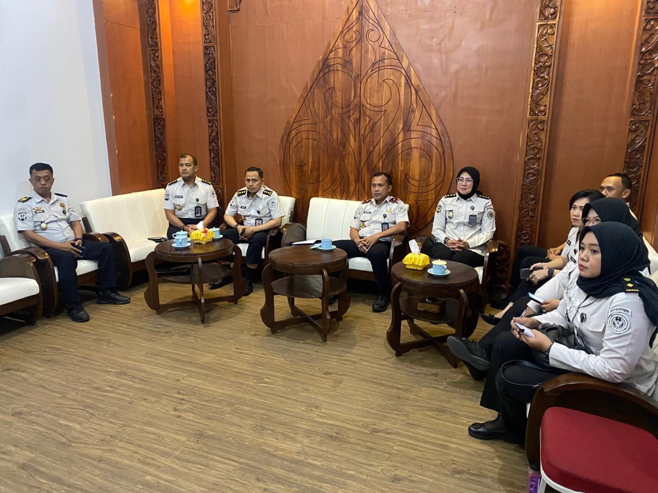 Komitmen Tingkatkan Kinerja, Lapas I Madiun Ikuti Rapat Analisis dan Evaluasi Capaian Kinerja Triwulan I Tahun 2026 Secara Virtual