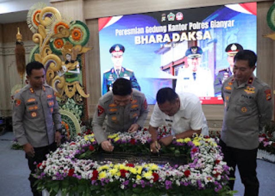 Kapolda Bali Resmikan Gedung “Bhara Daksa” Polres Gianyar Sebagai Penguatan Pelayanan Presisi