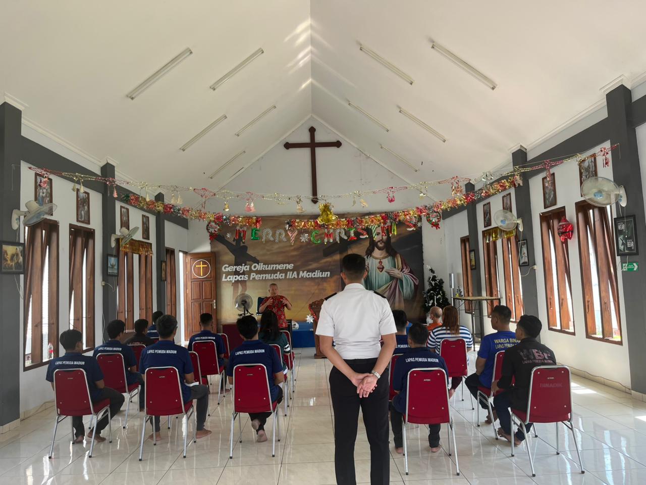 Perkuat Pembinaan Mental dan Spiritual, Lapas Pemuda Madiun Gelar Pembinaan Kerohanian Agama Kristen dan Katolik
