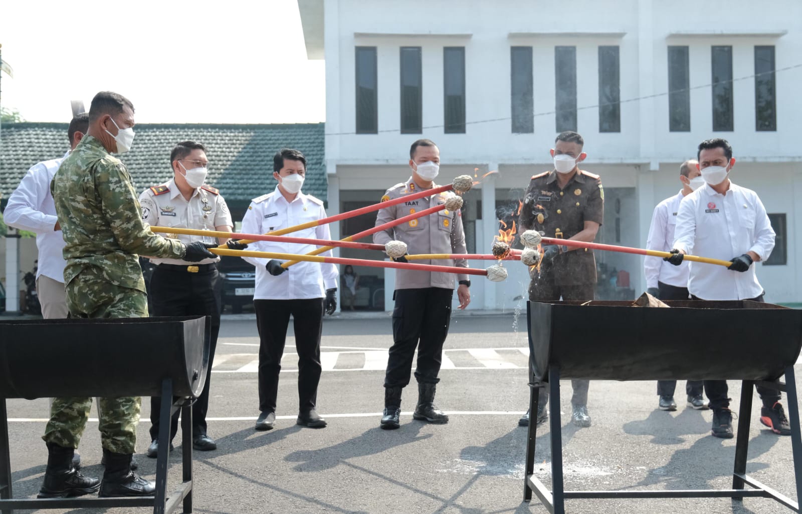 Kalapas Malang Hadiri Pemusnahan Barang Bukti, Perkuat Sinergi Berantas Narkotika dan Penegakan Hukum