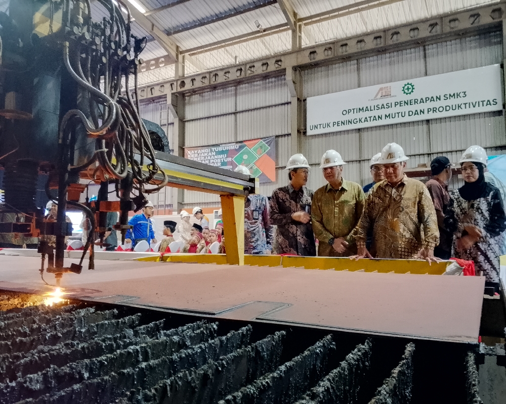 BHS Apresiasi Galangan Kapal Nasional, Ingatkan Ancaman Biaya Produksi