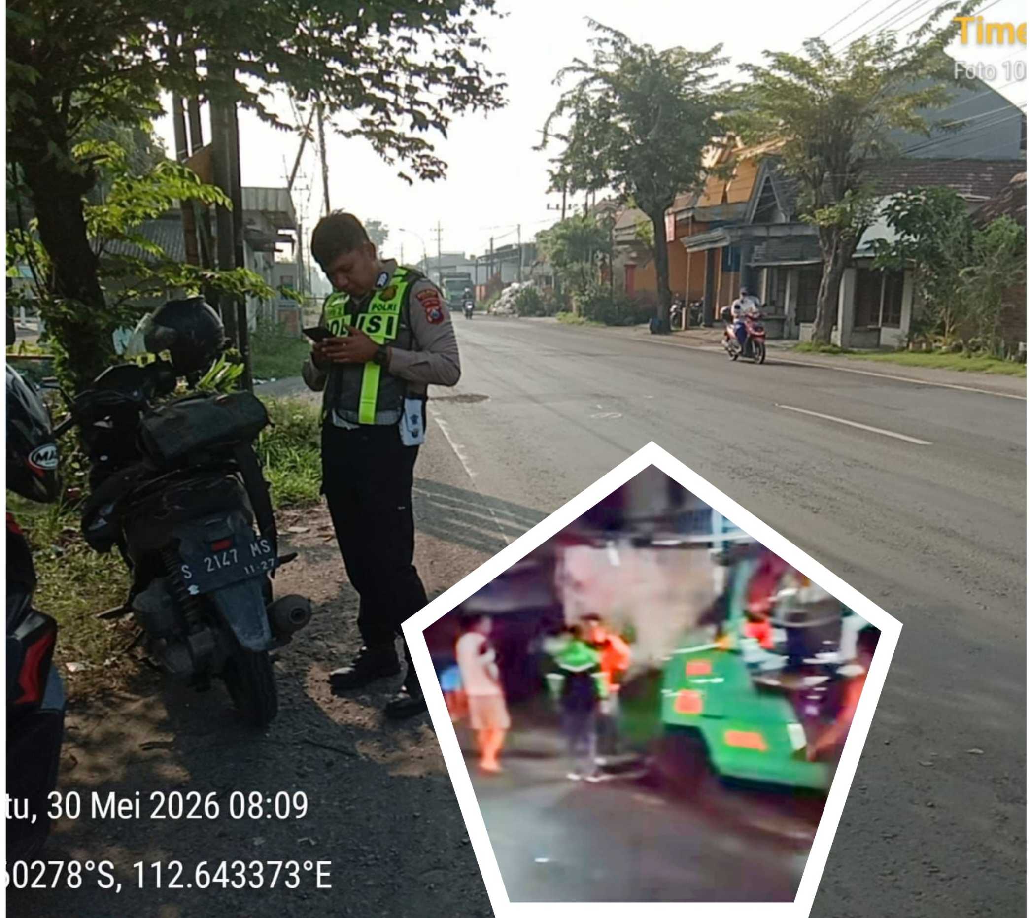 Diduga Dipengaruhi Alkohol, Pemotor Tabrak Forklift di Driyorejo, Dua Orang Luka Berat