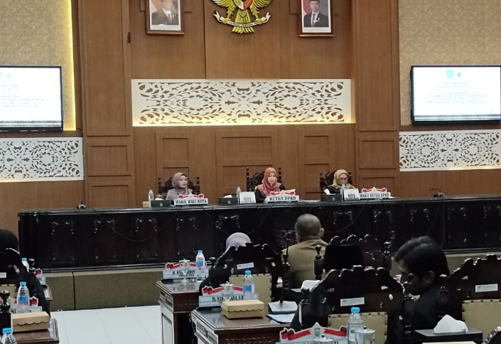 DPRD Kota Probolinggo Siapkan Regulasi Baru PKL dan Pariwisata, Fokus pada Ketertiban dan Pertumbuhan Ekonomi
