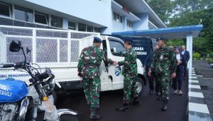 BRI Peduli Salurkan Armada Pengangkut Sampah untuk Sesko AU di Lembang