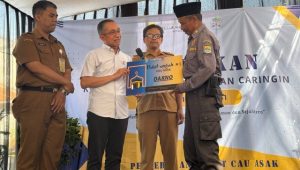 Warga Caringin Urunan Berangkatkan Satlinmas Umrah lewat Program Cau Asak