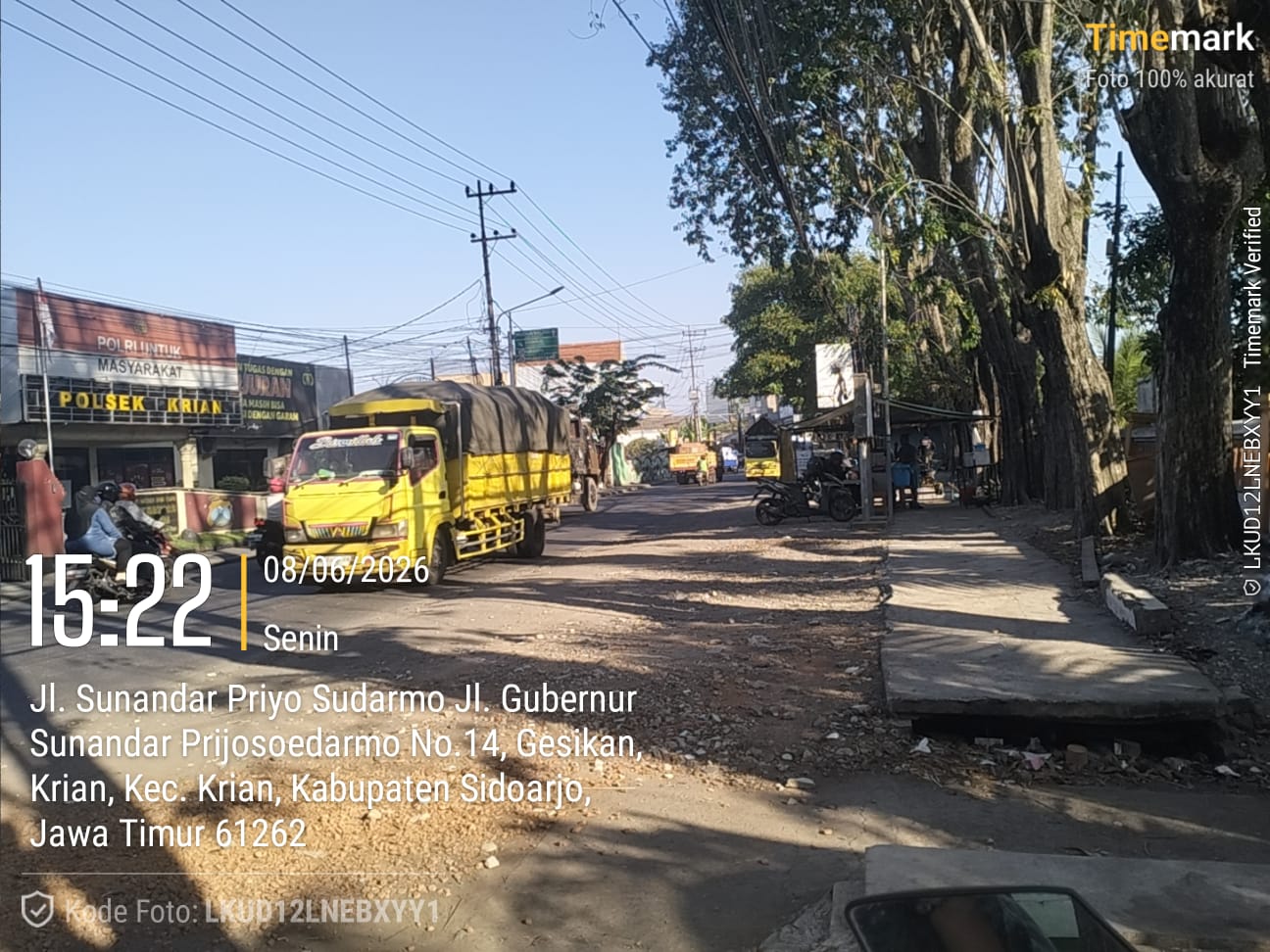 Fenomena Pelanggaran Berulang di Simpang Lima Krian, Ratusan Truk Diduga Melintas Tanpa Mengindahkan Aturan