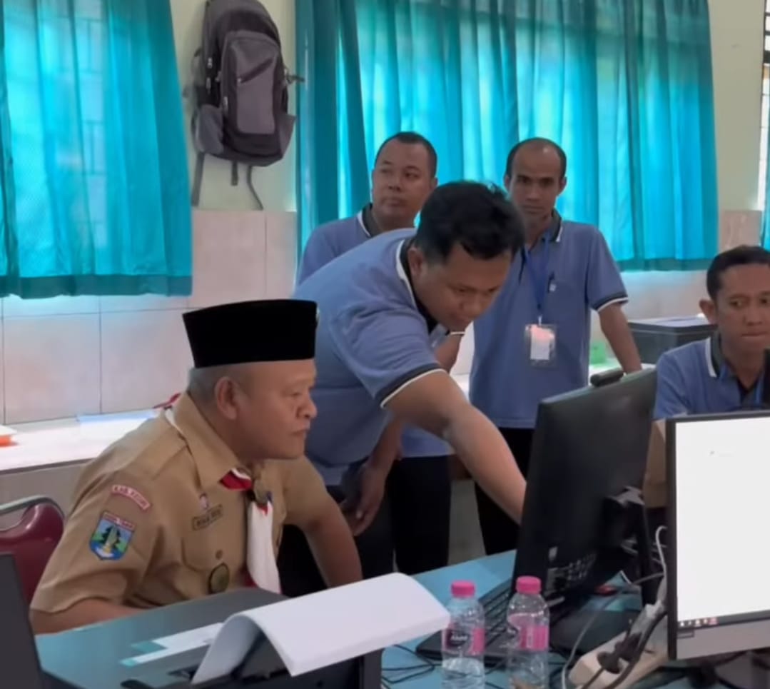 Kadisdik Kabupaten Kediri Monitoring Pelaksanaan SPMB SMP Tahun Pelajaran 2026/2027