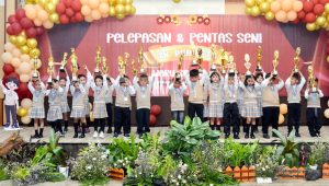 Tangis Haru dan Bangga Warnai Perpisahan Siswa TK Permata Sidoarjo di Kota Batu
