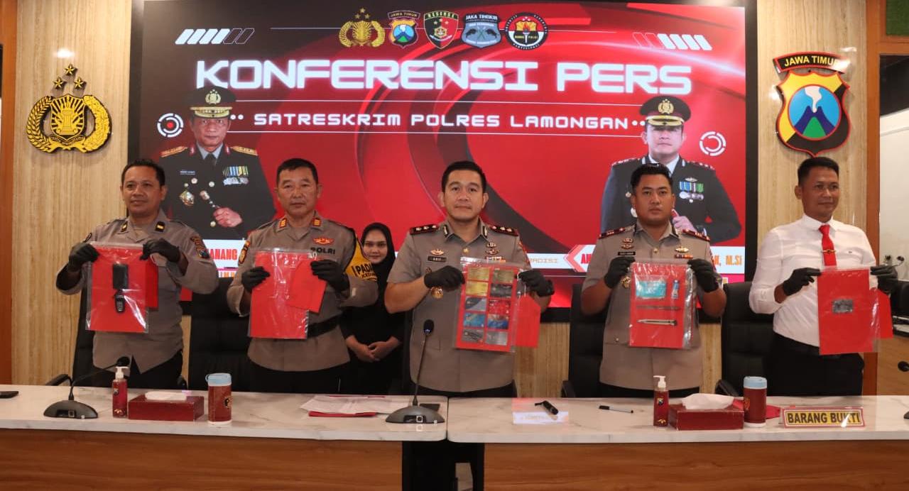 Polres Lamongan Ungkap Jaringan Ganjal ATM Lintas Daerah, 5 Tersangka Residivis Diamankan
