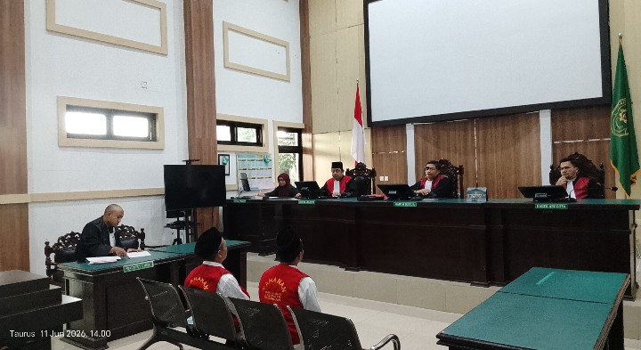 Sidang Kasus Pertambangan di Pasuruan, Terdakwa Tolak Dakwaan dan Sampaikan Keberatan