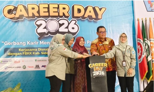 SMK PGRI 1 Krian Jadi Jembatan Dunia Industri, Ribuan Pelamar Serbu Career Day 2026