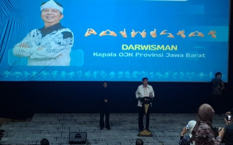 OJK Jabar Latih Frontliner Bank dengan Bisindo, Perkuat Layanan Keuangan Inklusif