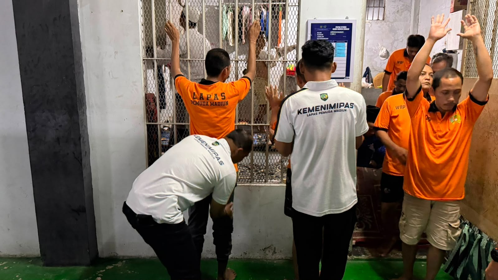 Lapas Pemuda Madiun Gencarkan Razia Insidentil, Wujudkan Lapas Aman dan Tertib