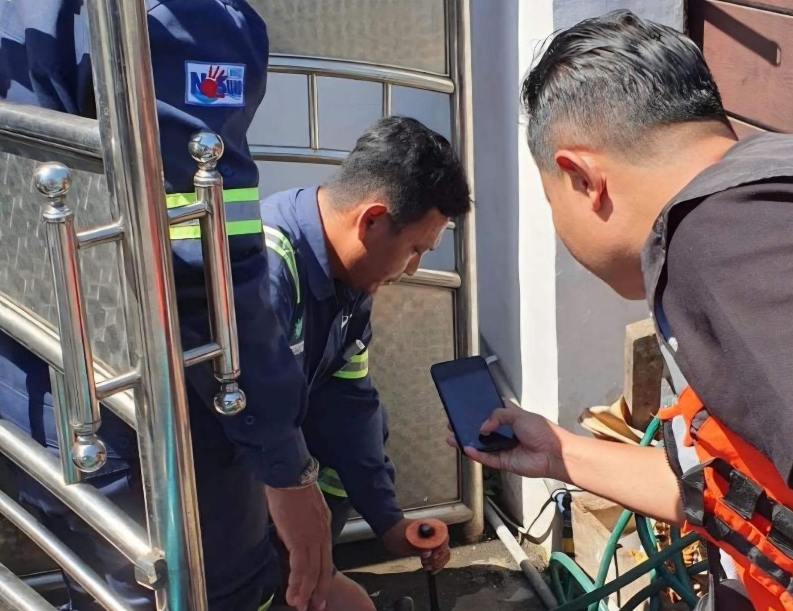 Merasa Dirugikan atas Dugaan Sambungan Air Ilegal, Pemilik Persil Berhak Tempuh Jalur Hukum dan Minta Klarifikasi