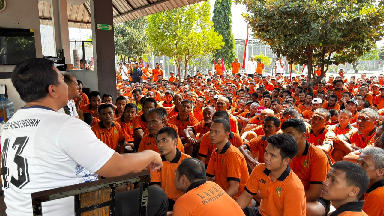Bangun Komunikasi Humanis, Lapas Pemuda Madiun Gelar ‘Sapa Warga Sapu Masalah’