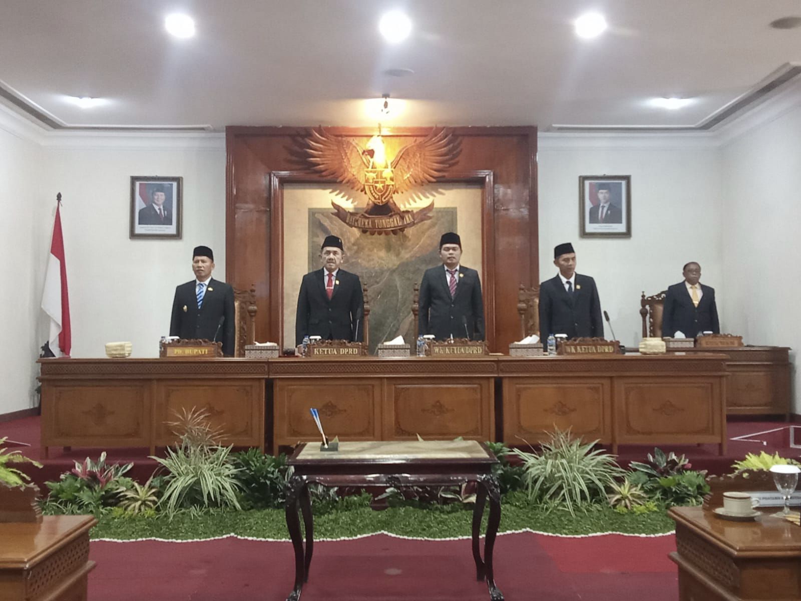 PLT Bupati Tulungagung Hadiri Rapat Paripurna 3 Agenda Utama: Dari Pertanggung Jawaban APBD hingga Pelantikan PAW