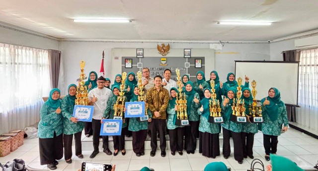Edwin Senjaya Dorong UP2K PKK Gerakkan Ekonomi Warga