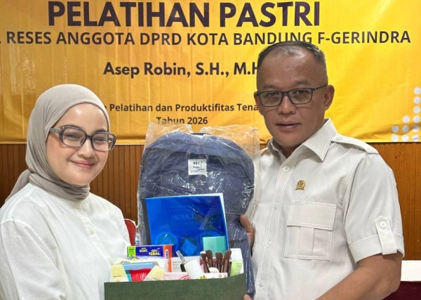 Asep Robin Dorong Warga Bangun Usaha dari Keterampilan Pastri dan Tata Rias