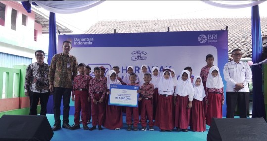 Sambut Hari Anak Nasional, BRI Peduli Hadirkan Edukasi dan Bantuan untuk Siswa Subang