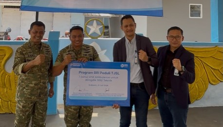 BRI Subang Salurkan Ambulans TJSL untuk Wingdik 300/Teknik