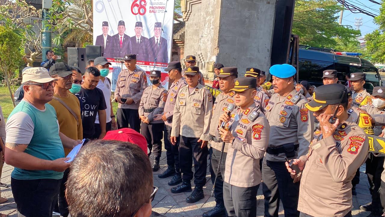 Polres Badung Latih Kesiapan Personel Lewat Simulasi Sispamkota