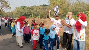 Gus Ham Hadir Lepas Peserta Jalan Sehat SDN Pajaran 2, Dorong Revitalisasi Sekolah